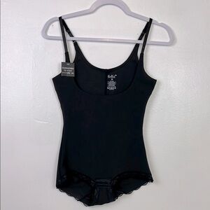 Under Where Luxury Collection New Women’s M Black Bodysuit Shaper Wear